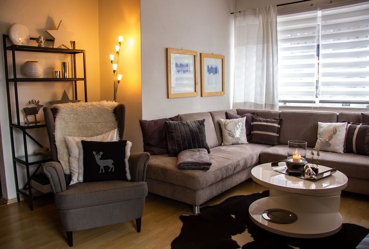 Wohnzimmer mit großer Sitzgruppe